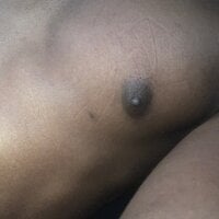 Black_mamba_madingo webcam