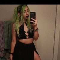 lillithlovegood0's Offline Chat Room