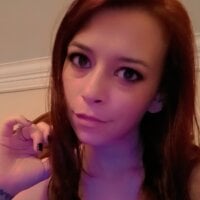 Offline chatovací místnost EmmaXXXBebe