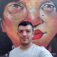 bryant_03's Offline Chat Room