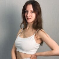 RozellaZuck webcam model