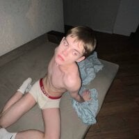 hornybadbunnyx webcam