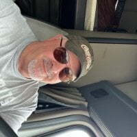 maxxx0063's Offline Chat Room