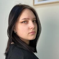 GraceBlack Adlı Modelin Çevrimdışı Sohbet Odası