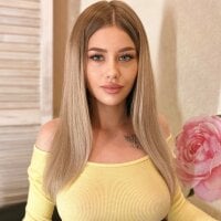 AishaRey fully nude on webcam for live porn video chat