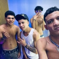 Play_boys_Hot2 webcam model