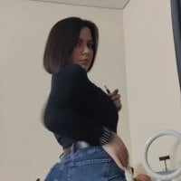 KitanaW1nのオフラインチャットルーム