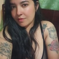 ariannalatina_'s Offline Chat Room