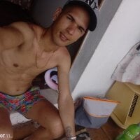 Alejandro260785 model avatar