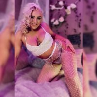 NataliaMae fully nude on webcam for live porn video chat