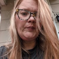 friskyredleoneedingu