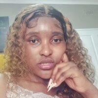 Bustygoddess32's Avatar Pic