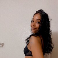 NinaBanqs' Offline Chat Room