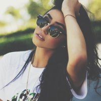 XLola790X's Offline Chat Room
