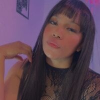Emilly_carrera webcam model