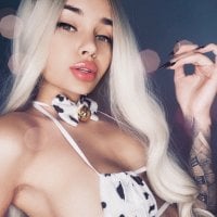 AnnaLynx's Offline Chat Room