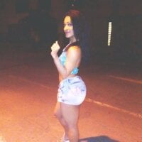 taniabigxx webcam model