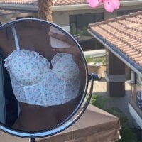 alisonisyours 个人资料图片