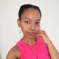 Gia_fantasy_ webcam model