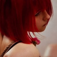 KikiMoor webcam model