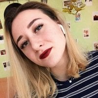 CindyKiss_ Adlı Modelin Çevrimdışı Sohbet Odası