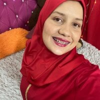 Sara-Maalouf webcam model