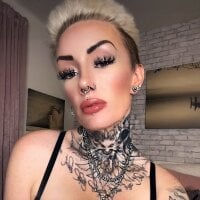 lindanorstedt's Offline Chat Room