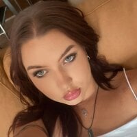 Franqueenx webcam model