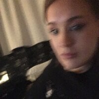 Модель ijustturned18today