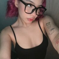 angelinhaaa webcam model