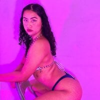 sknny_foxx webcam