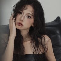 Lylyy-cute webcam model