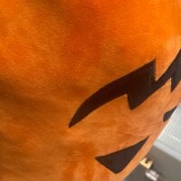 bbcsnowbunnyyyyy's Offline Chat Room