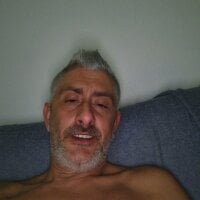 DildoG45 webcam model