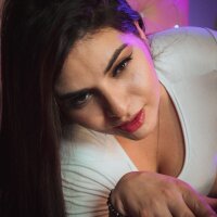 Tamara_Curvy fully nude on webcam for live porn video chat