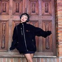 violet_lawrence webcam