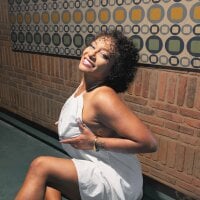Queen_Naomi webcam model