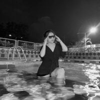 Emily_diiaz webcam model