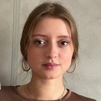 IlkaRichardsn Offline chat-huone