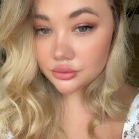 bigass_cum webcam model