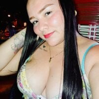 mia_polly's Offline Chat Room