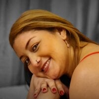 AntoniaOrtiz Adlı Modelin Çevrimdışı Sohbet Odası