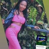 Madeline_Wonder webcam