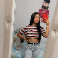 megan_ted's Offline Chat Room