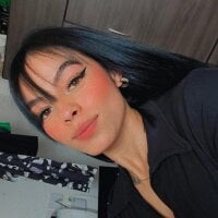 Elly_Thompson webcam model