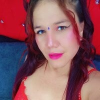 EvelyneClarkk webcam model