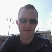 discreetboymcp's Offline Chat Room