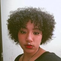 ZariMoon webcam model