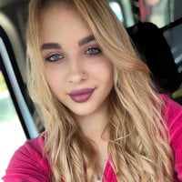 LienaLust Chat Room offline