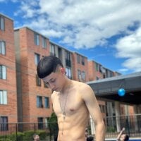 Letsme_see_gay_porn webcam